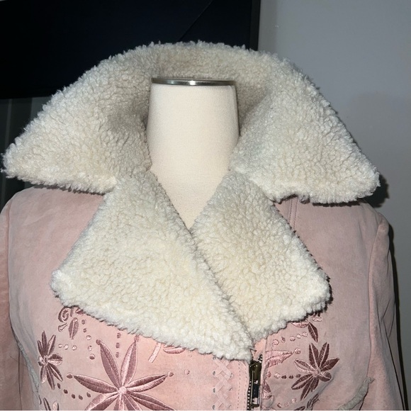 Bisou Bisou Pink Suede Floral Embroidered Teddy Jacket – Size L - Picture 4 of 12